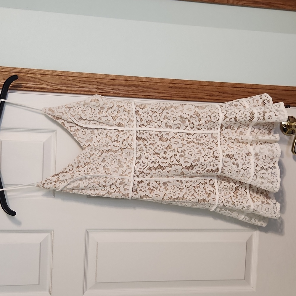 Womens size medium lace dress white with a cream underlay
